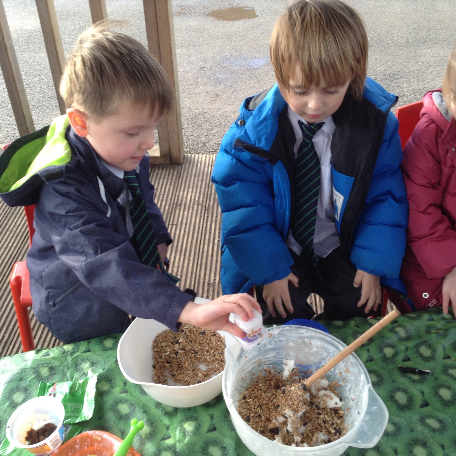 Image of Making Bird Feeders