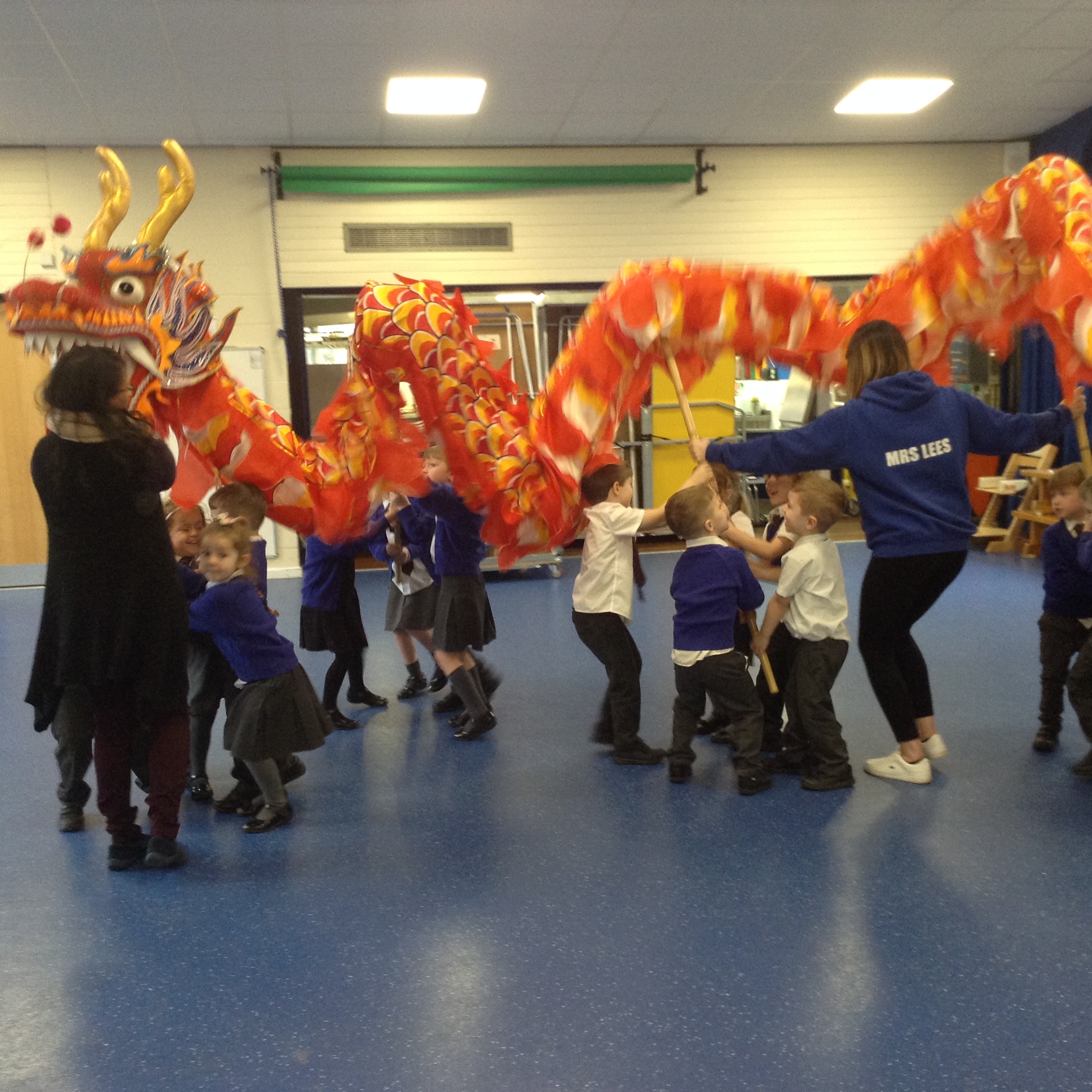 Image of Chinese dancing 