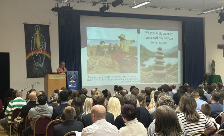 An amazing turnout at Carmel College during the Year 11 Parent's Evening