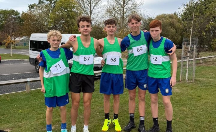 Carmel College Year 8 and 9 athletes together at the English Schools Cross Country County Round