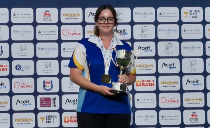 Carmel Sixth Form Student Sophie at the National Bowls Final