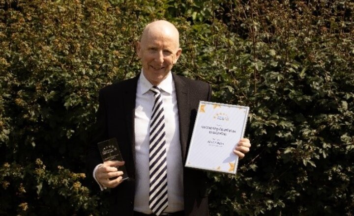 Image of Mr Martin wins a Hampshire Educational Award