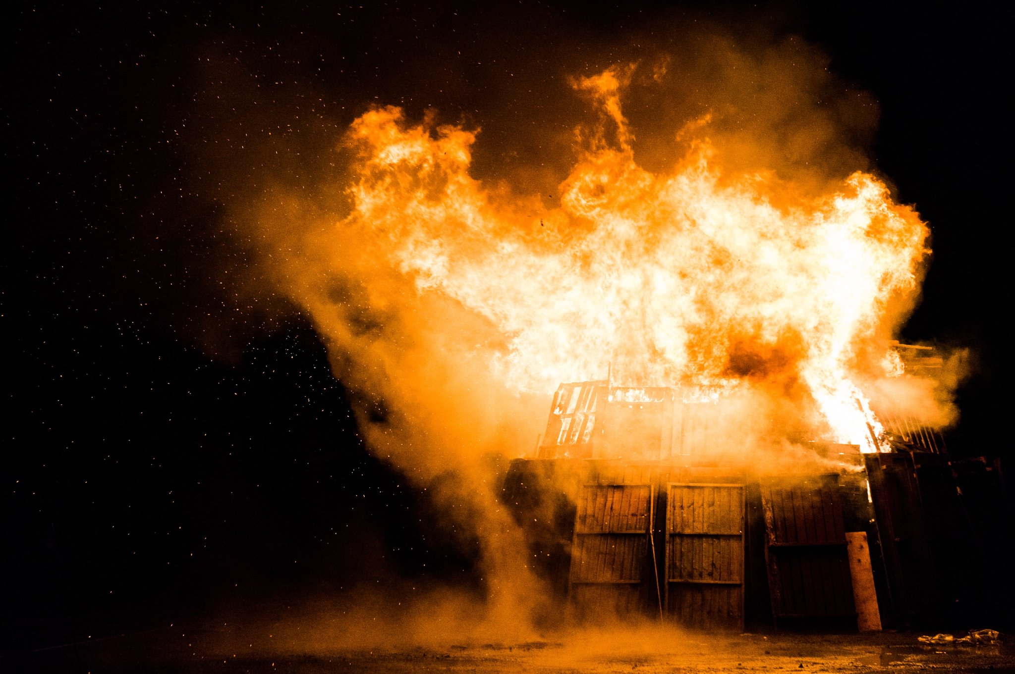 Image of Year 1 Fire of London - burning houses