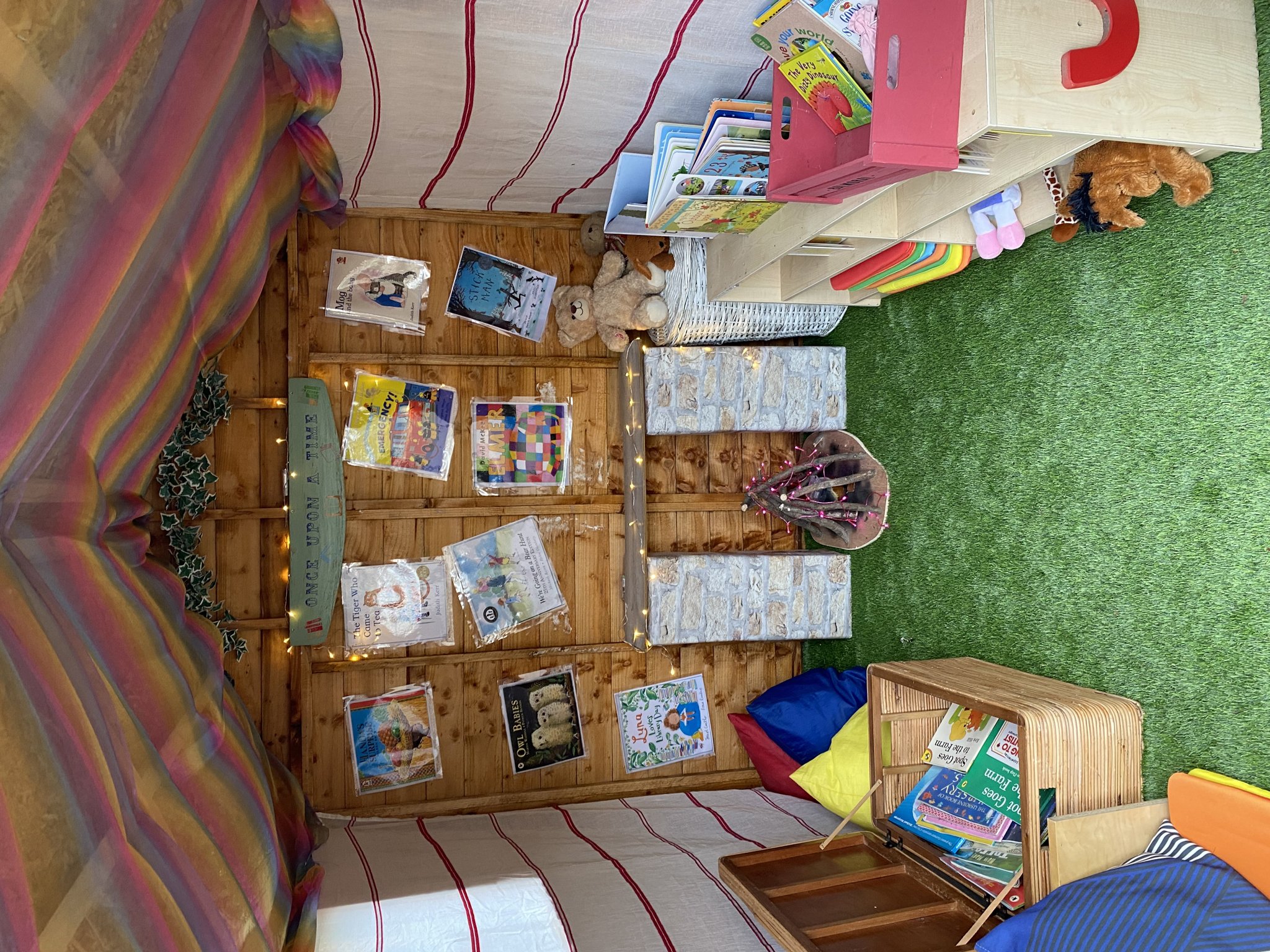 Image of Cosy Reading Nook for Year R