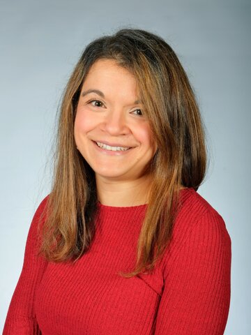 Mrs Elenisa Rodrigues