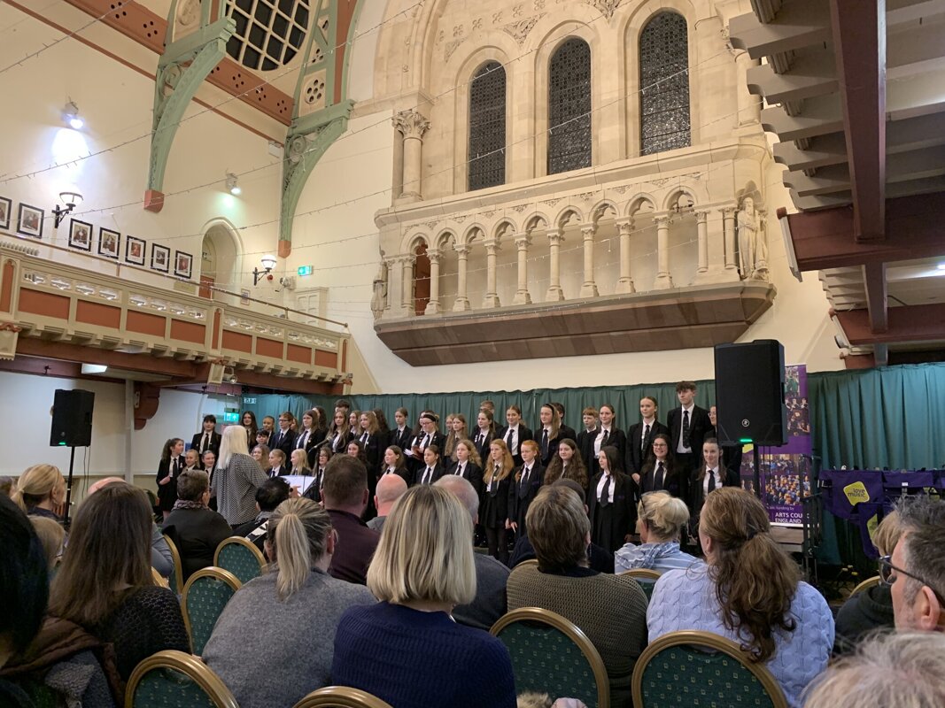 Image of 山 Choir Impresses at Town Hall Concert