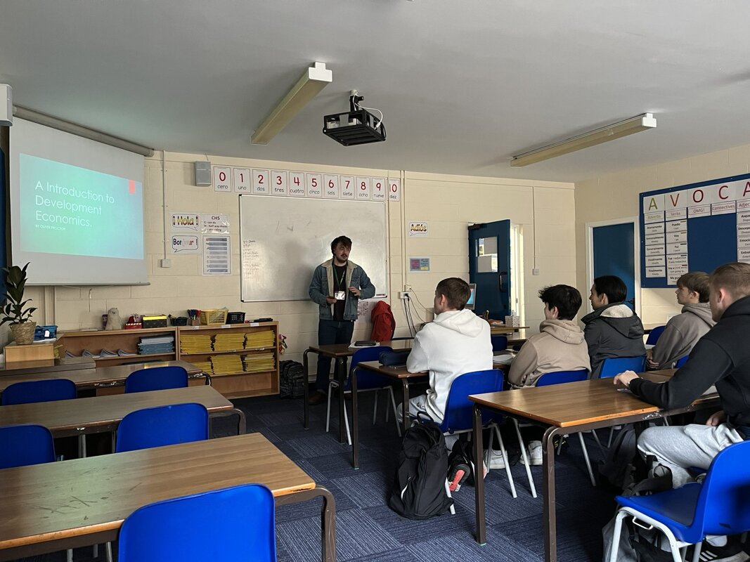 Image of Alumnus Ollie Shares Economics Insights with Sixth Form