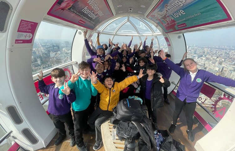 Image of Year 5 go to the London Eye + Thames cruise!