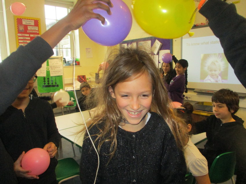 Image of Year 4 Science- static electricity 