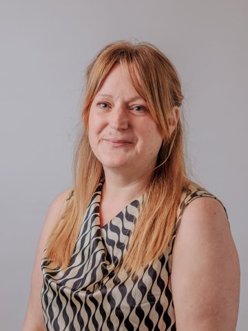 Sarah Knight