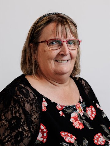 Tracy Probert