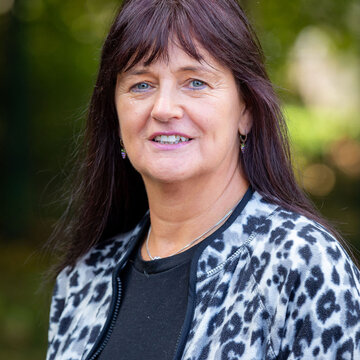 Mrs M Adamson
