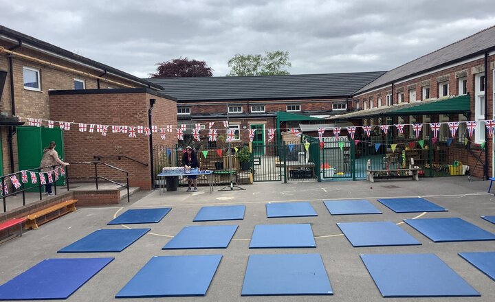 Image of VE Day Celebrations at Daven