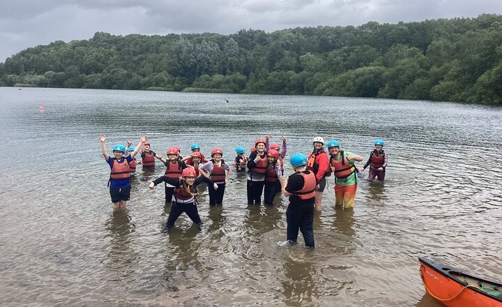 Image of Y6 Kayaking