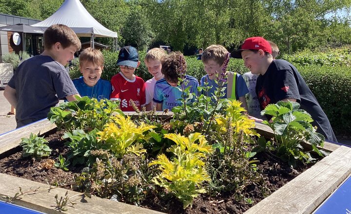 Image of Year 6 enjoyed a day at Astbury Mere