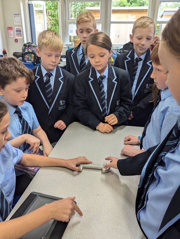 Image of Year 5 investigate Anglo-Saxon artefacts