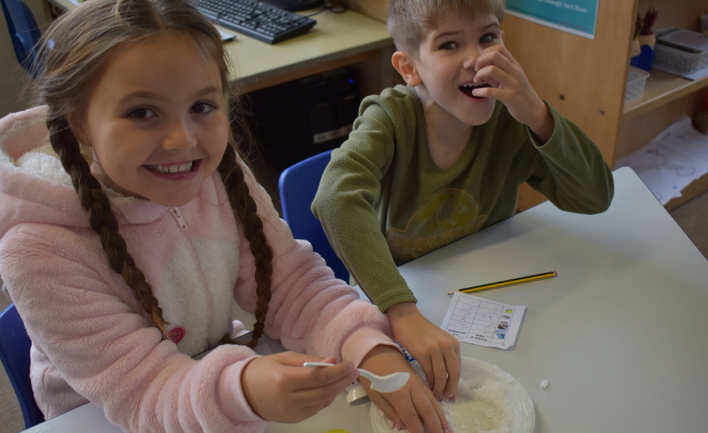 Image of Science - Absorbency experiments