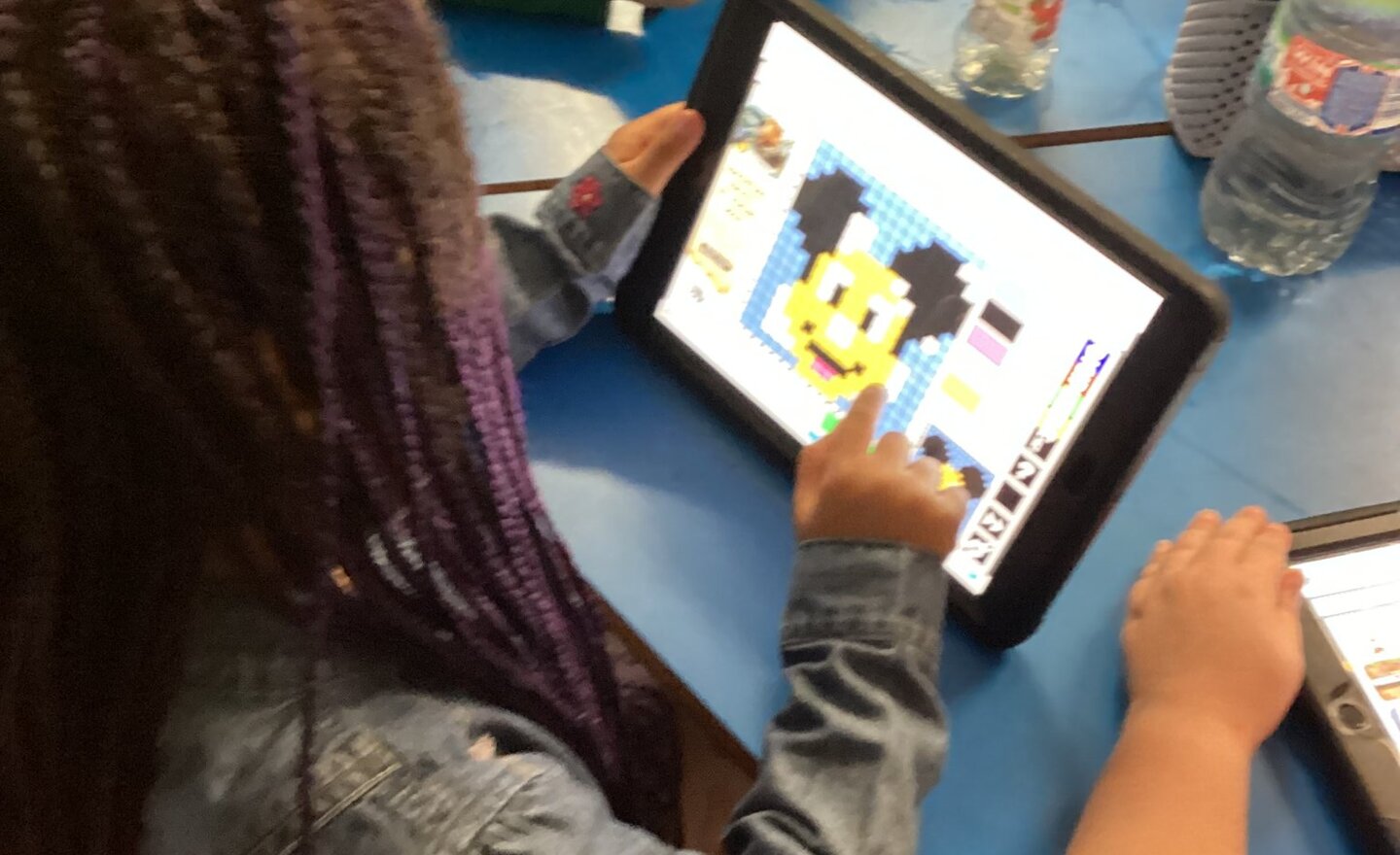 Image of Y1 Creating Digital Art