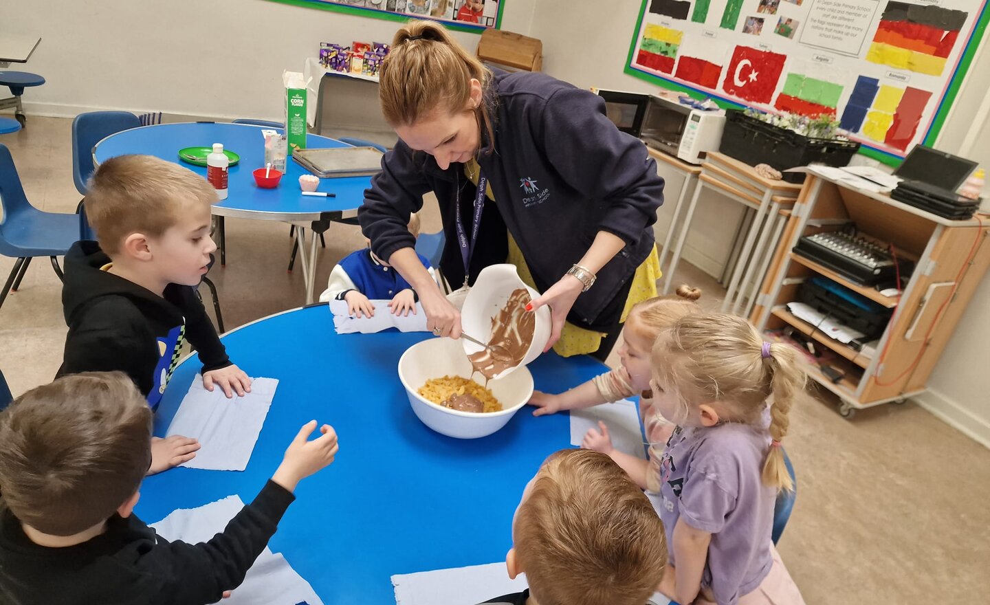 Image of Reception- combing numbers, repeating patterns and Easter fun!