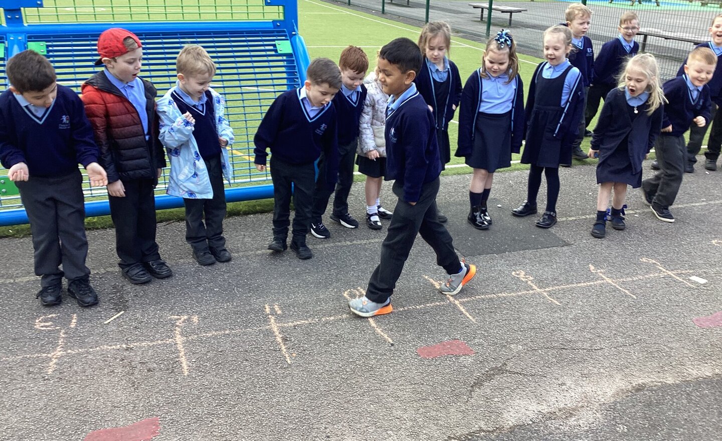 Image of Y1 - Addition number sentences on a number line.