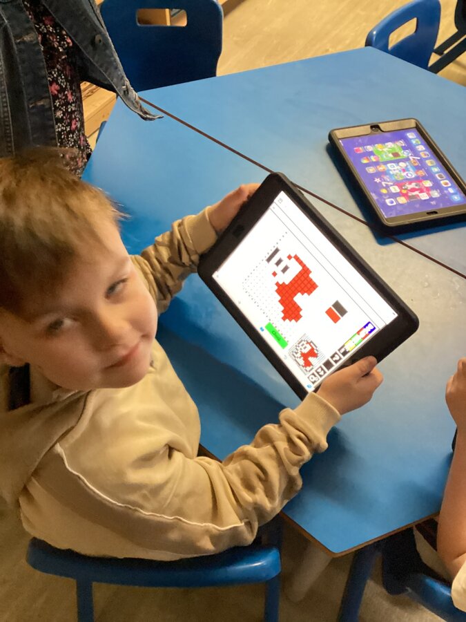 Y1 Creating Digital Art  Delph Side Community Primary School