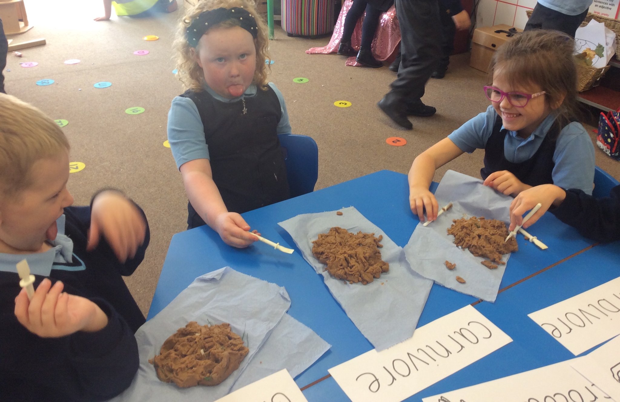 Image of Year 1 - Exploring animal poo!