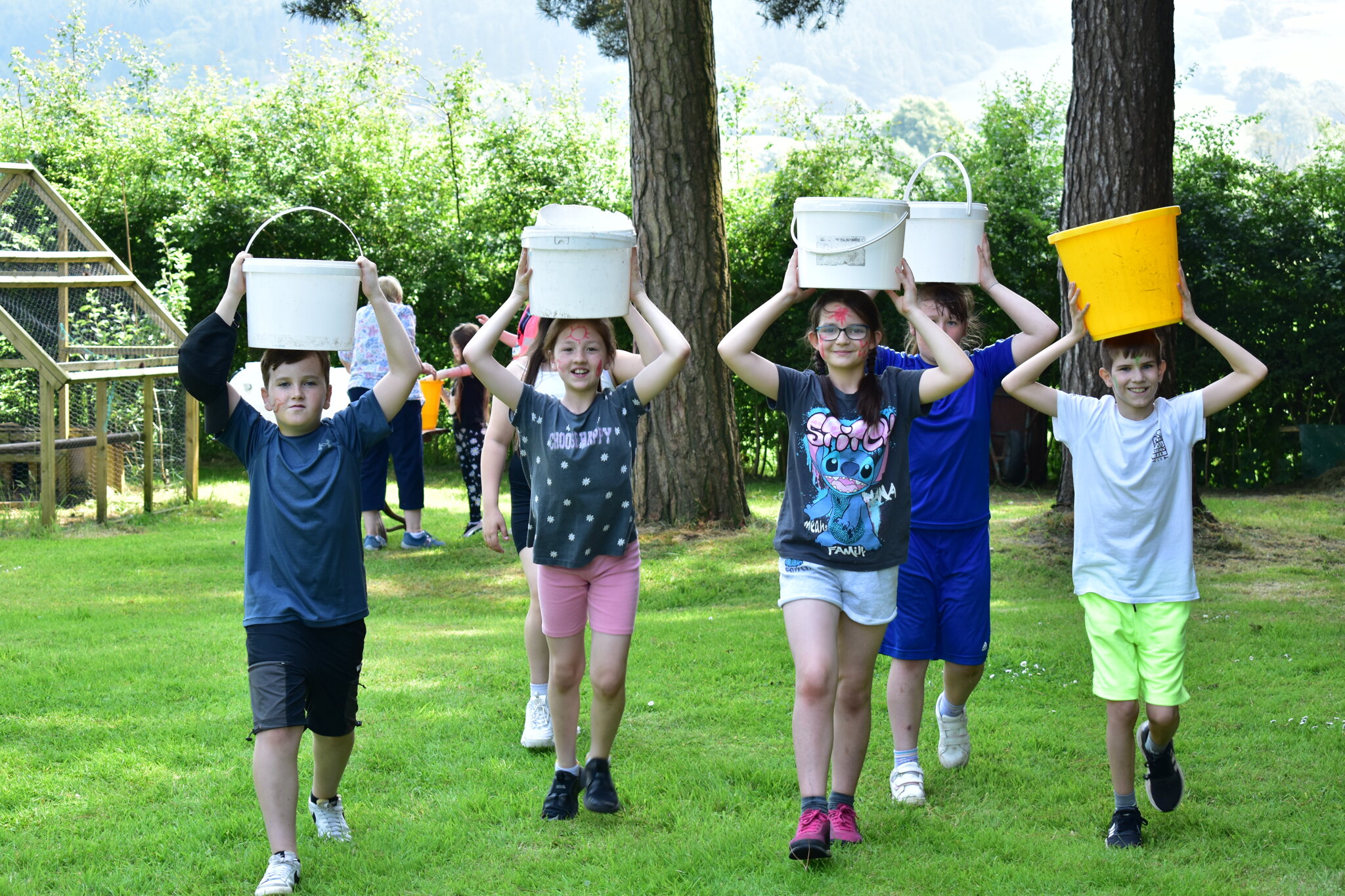 Image of Y5 become Amazon tribespeople!