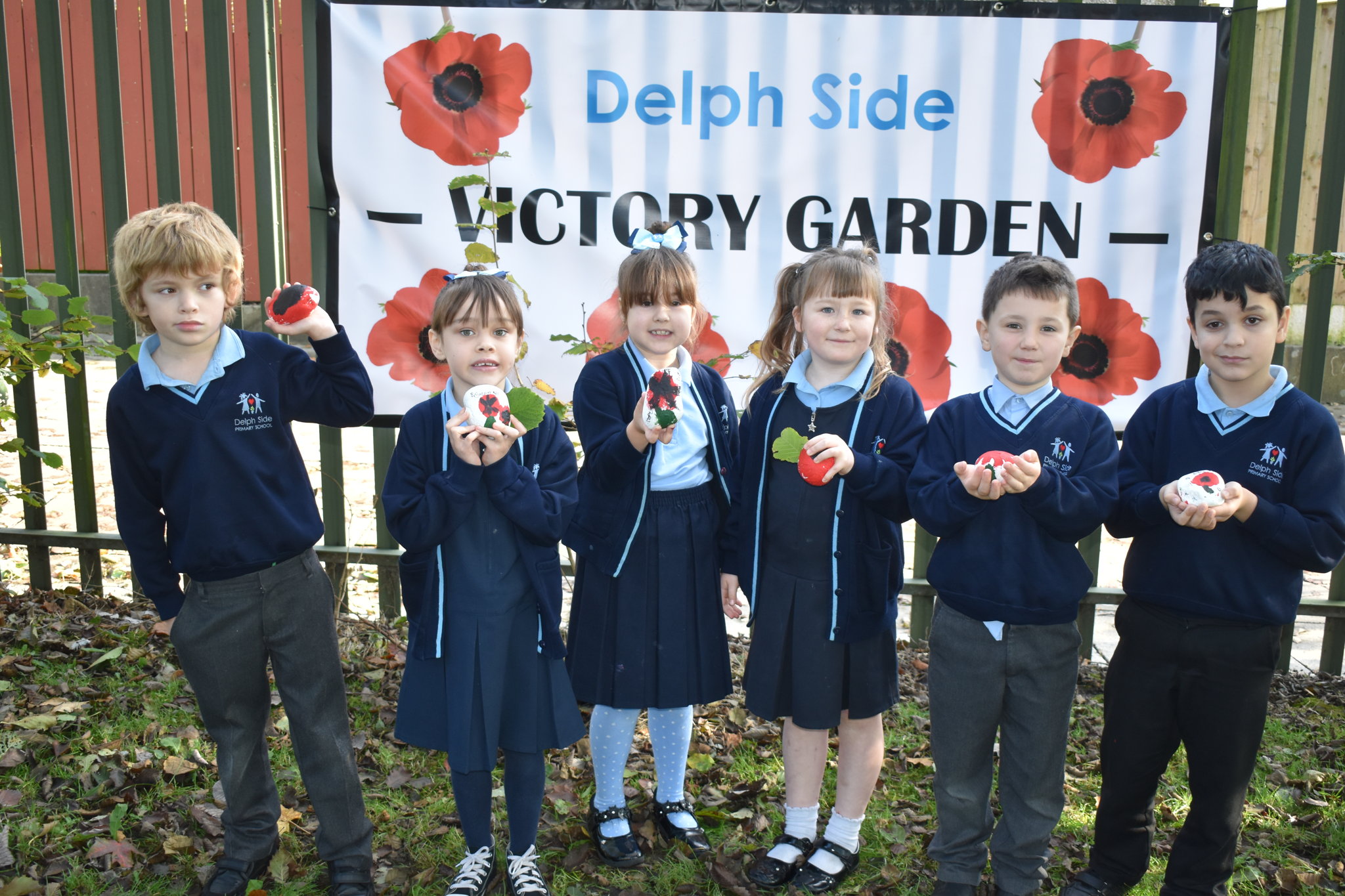 Image of Year 2 visit the Victory Garden