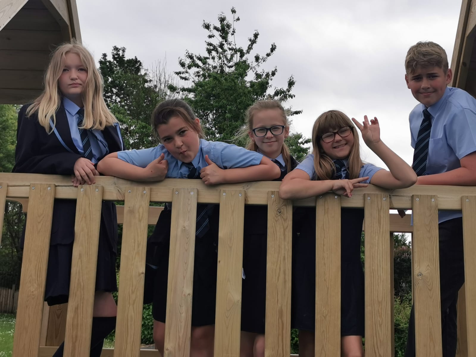 Image of Y6 enjoying the adventure playground!