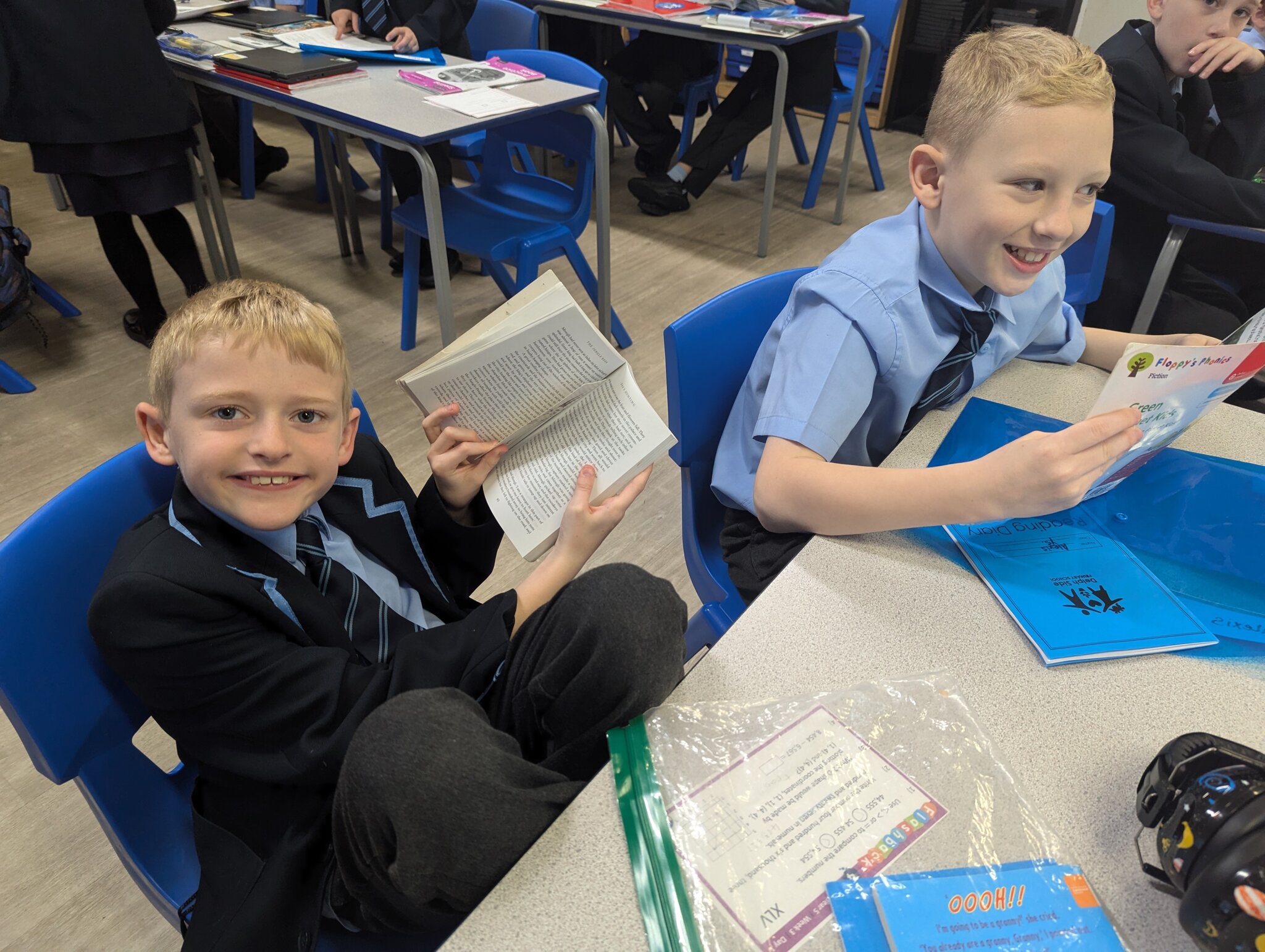 Image of Y5 smashing their reading