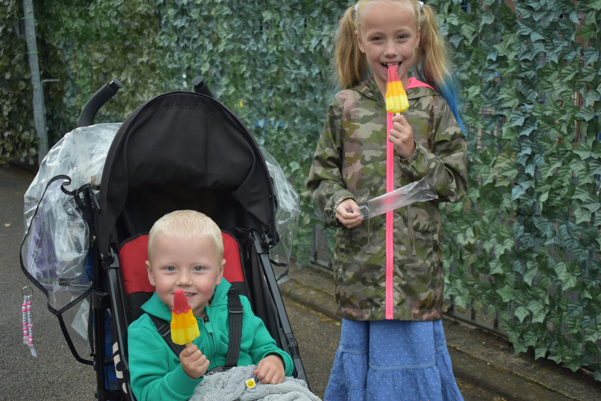 Image of An icy lolly in the rain on the way home