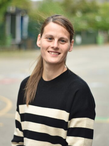 Miss S Moulton