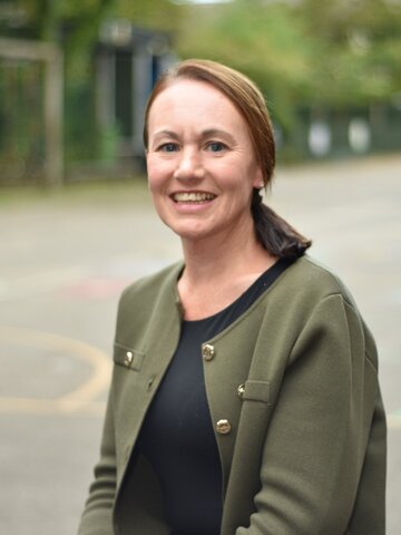 Miss B Hopgood