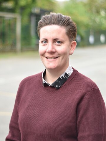 Mrs E Hayton-Brooke