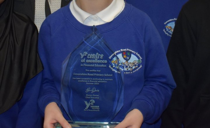 Image of 'Reaccredited as a Centre of Excellence for Financial Education' 
