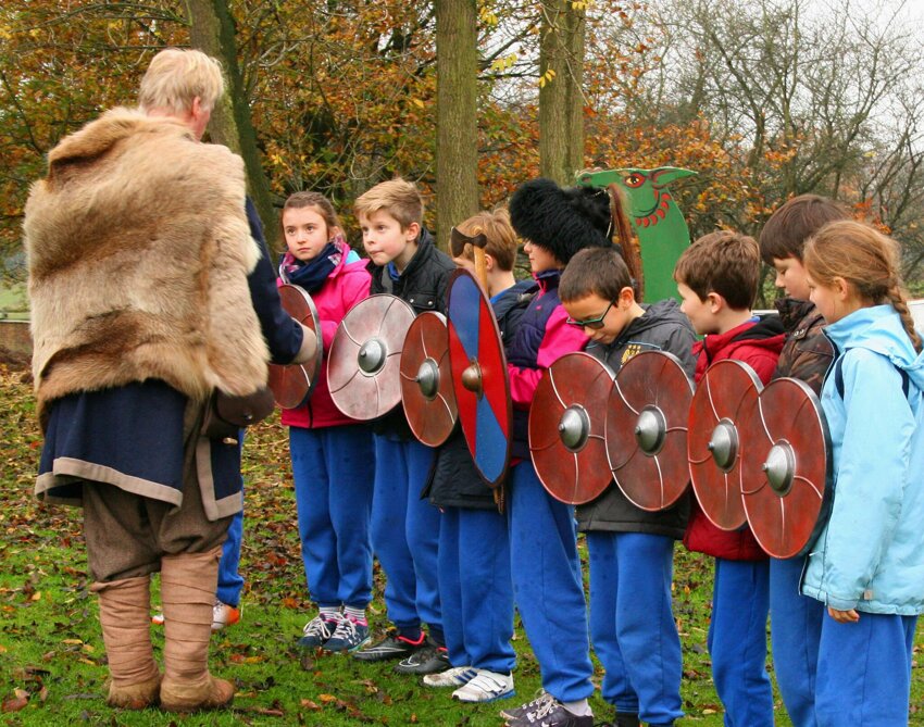 Image of Y5 Tatton Park, Anglo Saxon & Vikings Workshop - History