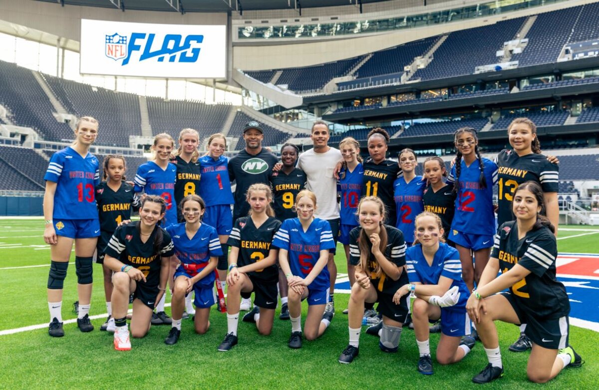 Ealing Fields Students celebrate victory on the NFL field Ealing