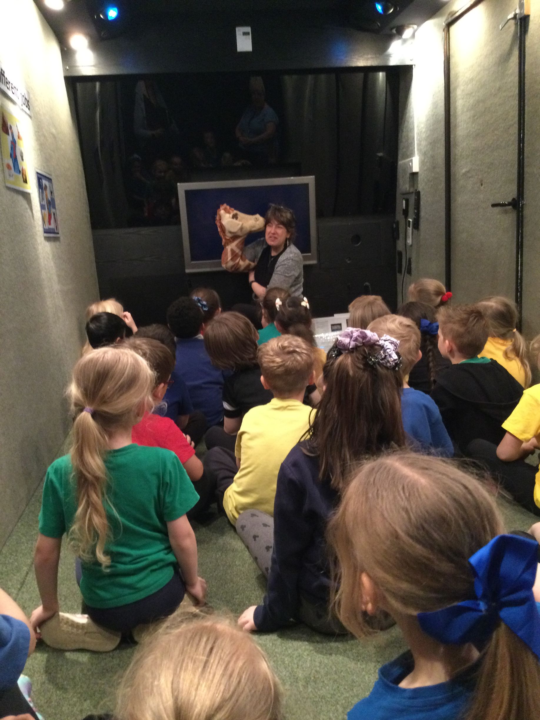 Image of Education Bus Visit – A Fantastic Learning Experience for All!