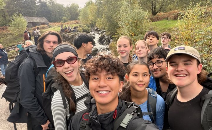 EM6 students completing their Gold Duke of Edinburgh's Award expedition