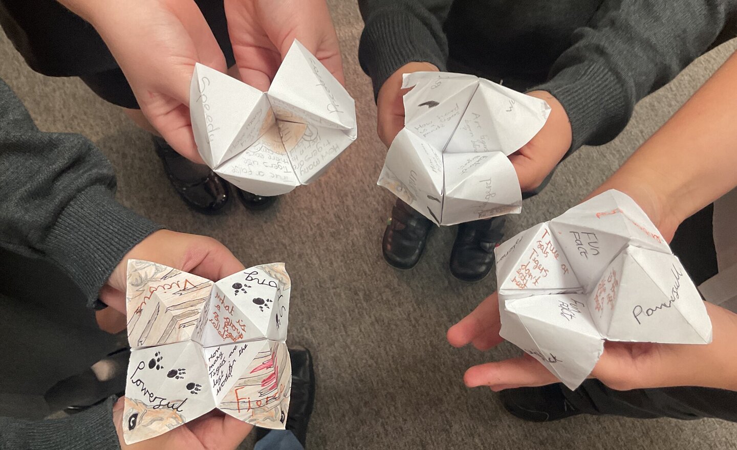 Image of Origami ‘Chatterboxes’ in English. 