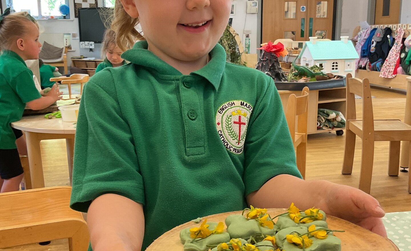 Image of Creating and making using natural materials