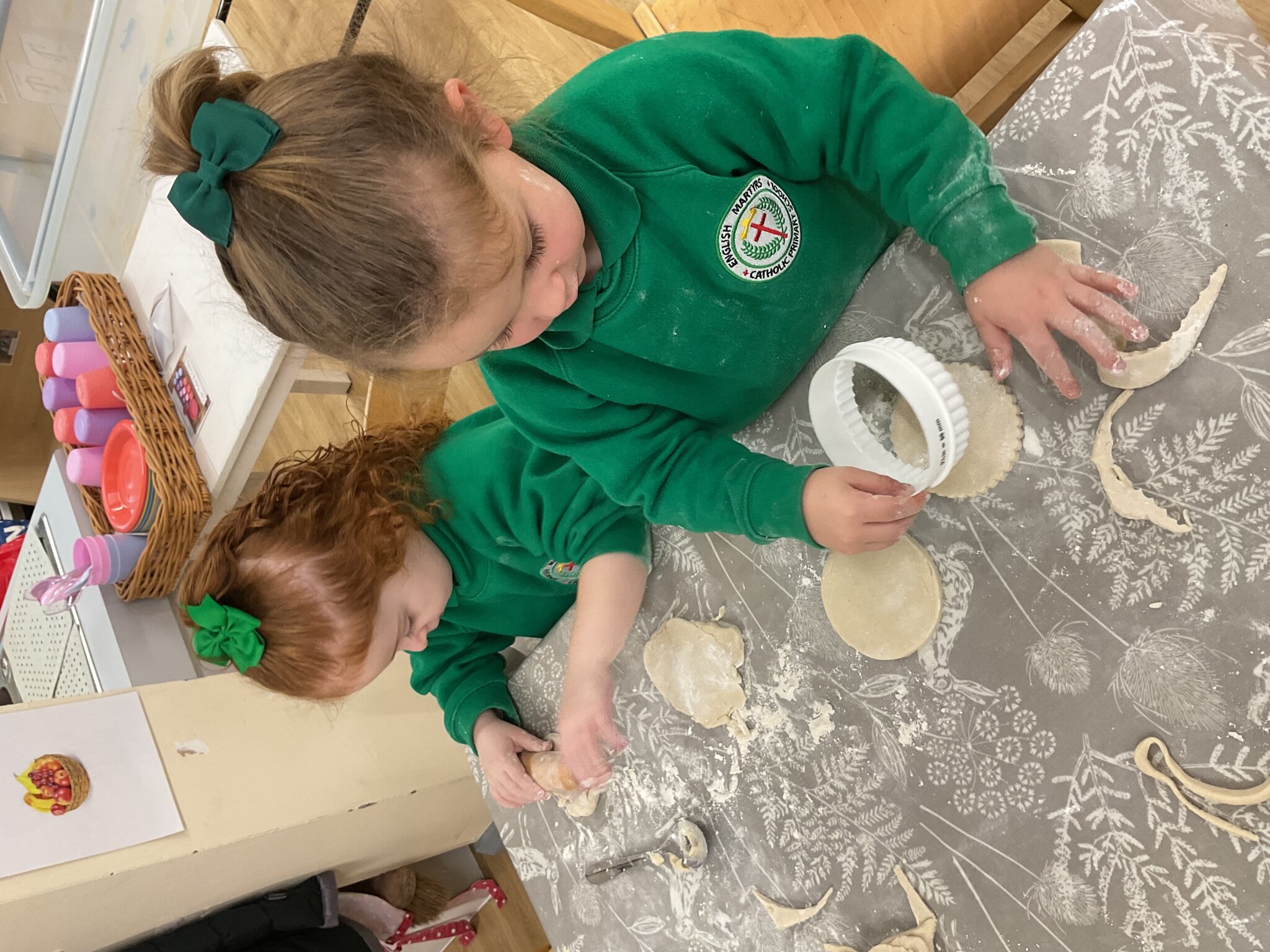 Image of Making Decorations in Nursery B