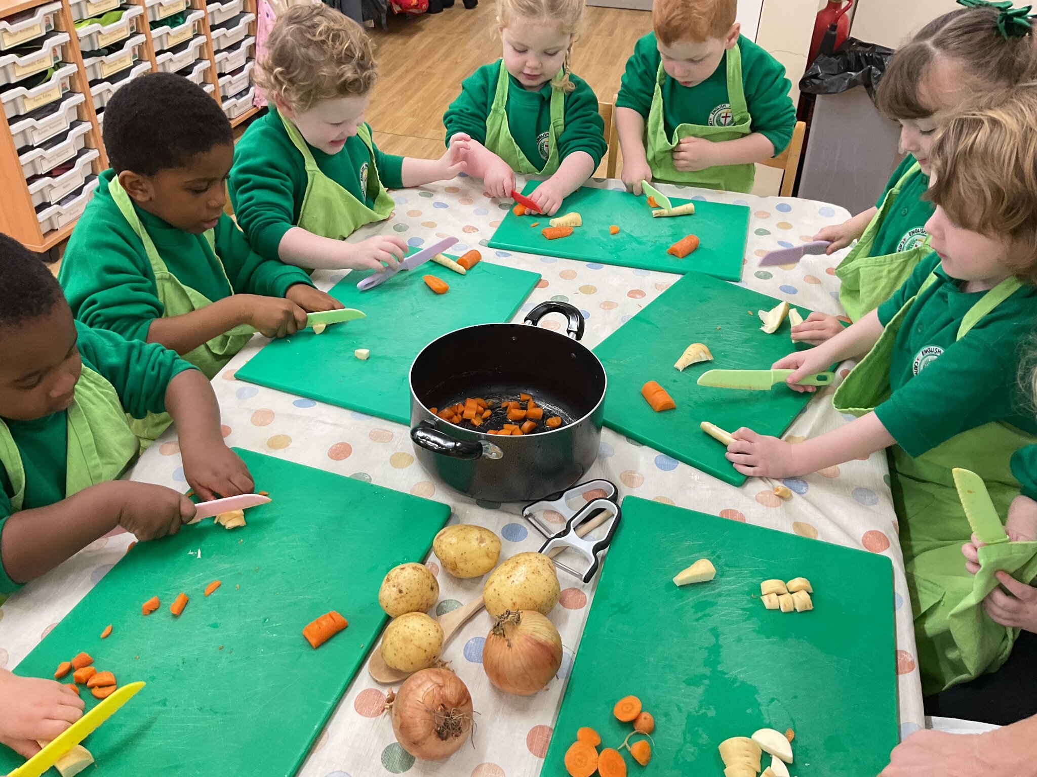 Image of Making Vegetable Soup in Nursery B