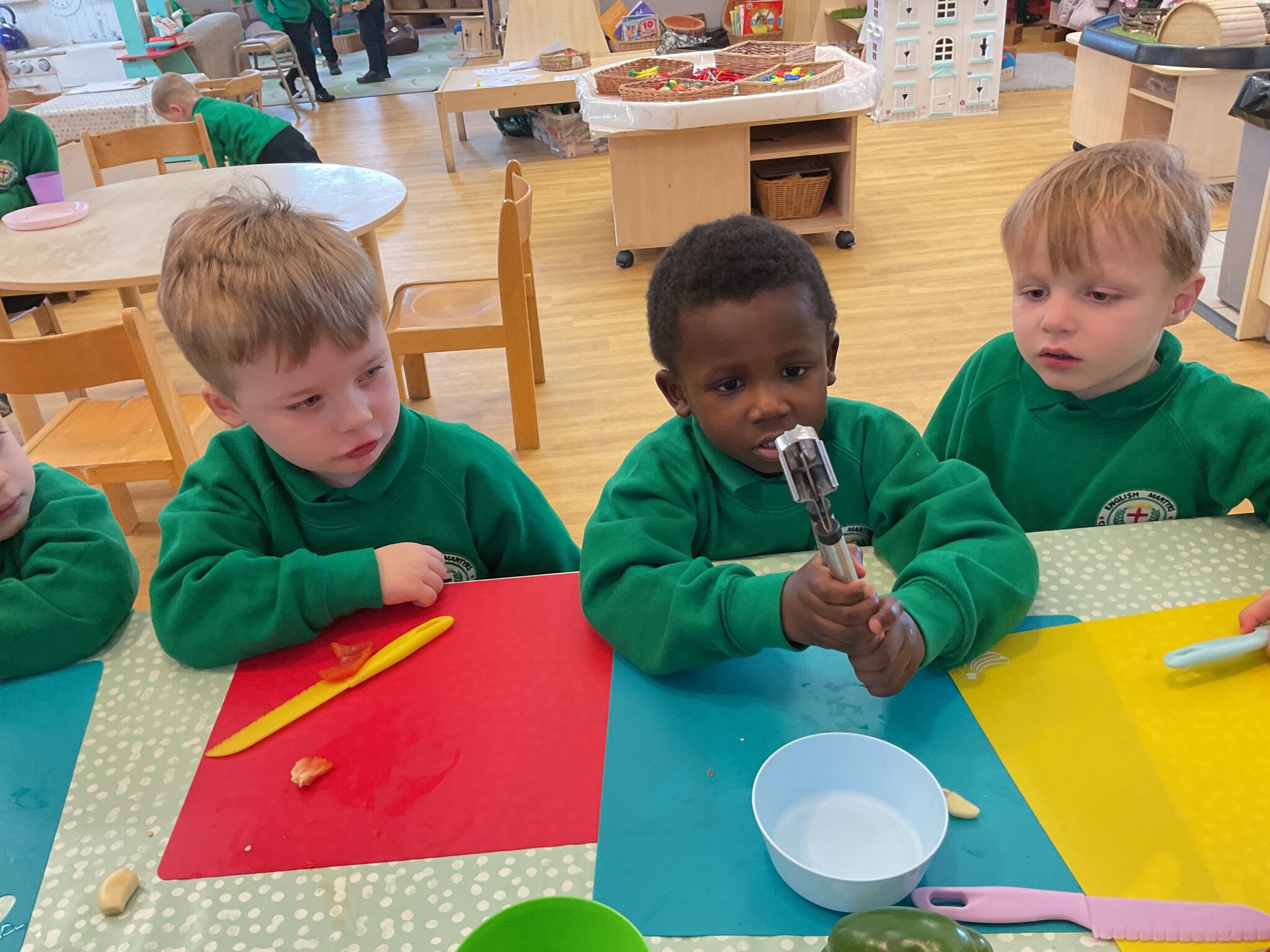 Image of Houmous and vegetable sticks 