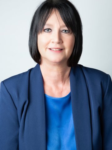 Mrs Janet Naylor