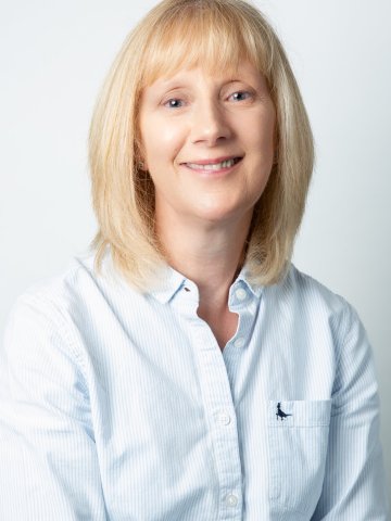 Mrs Joanne Vost