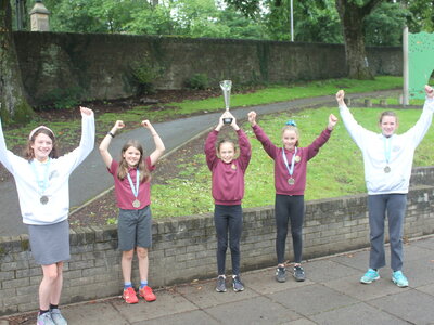 Image of Year 6 Girls County Cross Country Champions!