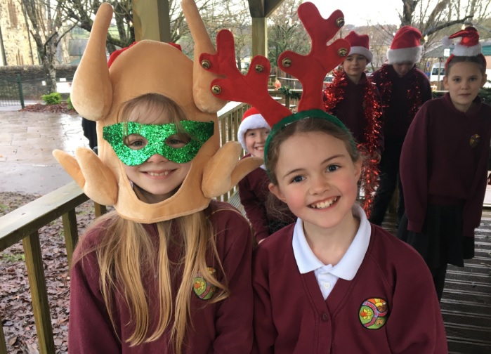 Image of Makaton: 'We Wish You A Merry Christmas'...