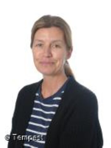 Mrs D Taylor
