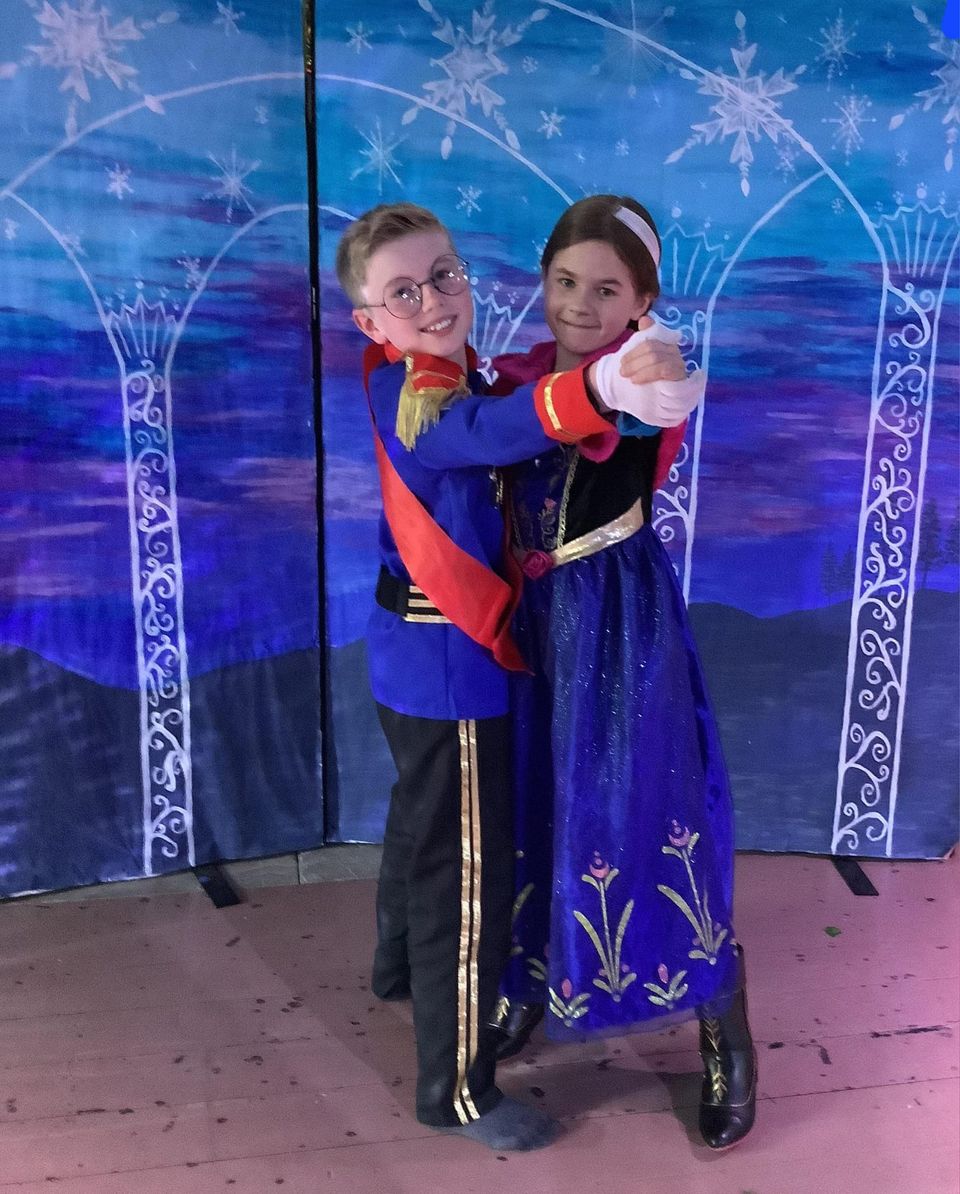 Image of Year 6: Frozen the Musical!